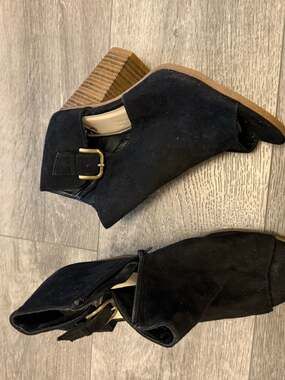 Fergalicious Black Suede Peep-Toe Ankle Boots with Stacked Wood Heel size 8.5
